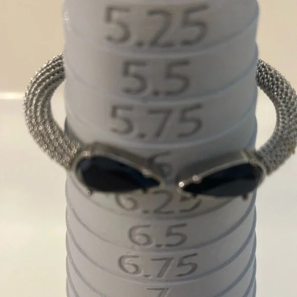 Vintage Silver Tone Woven Mesh Bypass Cuff Bracelet | Black Teardrop Stones - Picture 8 of 8